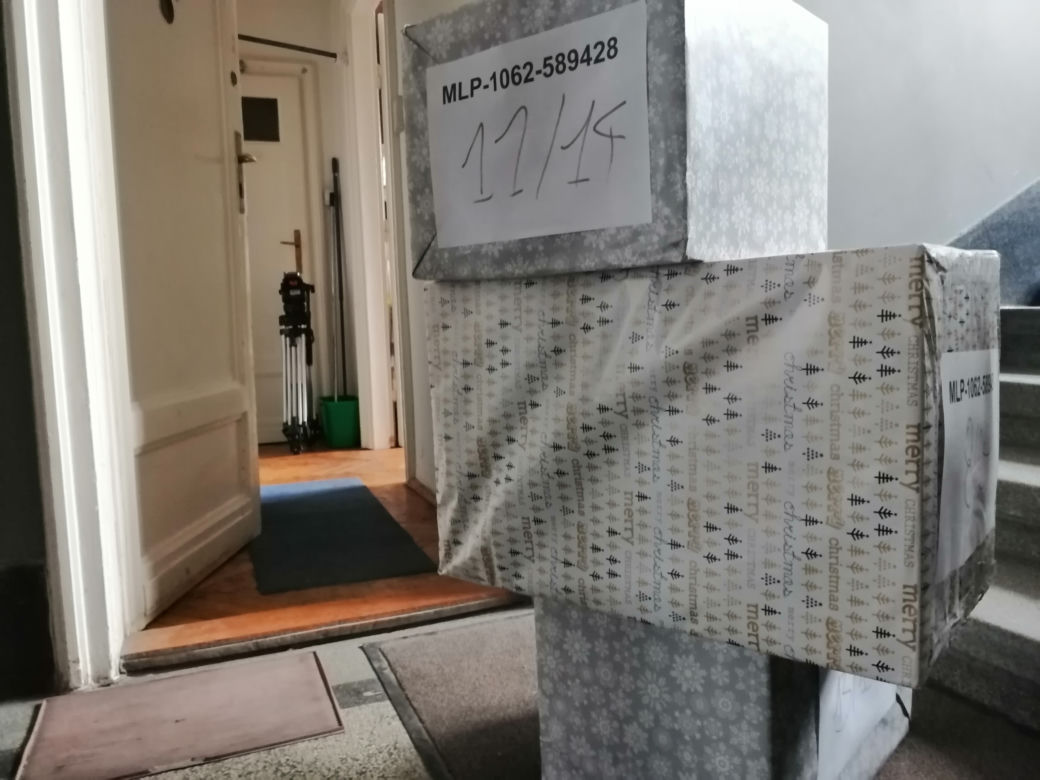 Magazyn Szlachetnej Paczki na terenie Starego Miasta. W samym Krakowie Szlachetna Paczka miała w czasie weekendu cudów 18 magazynów.