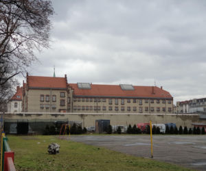 To miasto na Śląsku zachwyca perłami architektury. Zabytkowe osiedla robią wrażenie!