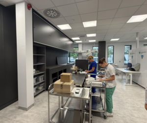 Rewolucja w krakowskim szpitalu. Roboty zaczęły produkować leki
