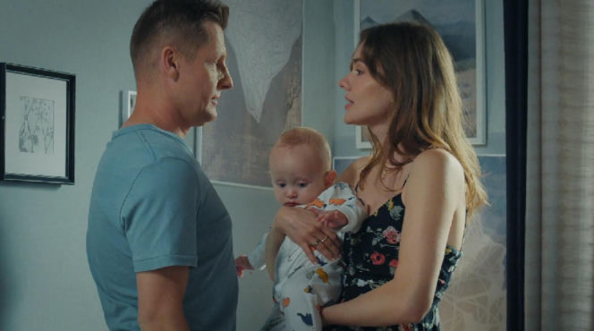 M jak miłość, odcinek 1901. Paweł (Rafał Mroczek), Antoś (Mark), Franka (Dominika Kachlik)