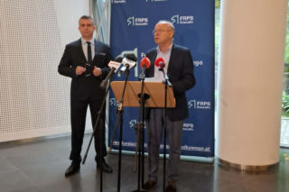 „Bursztynowe Wybrzeże” - takie hasło ma promować polski Bałtyk. Dyskusja o tym już 18 czerwca