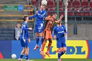 Wielka awantura po ostatnim gwizdku. Lech walczył z Szachtarem, nie dał rady