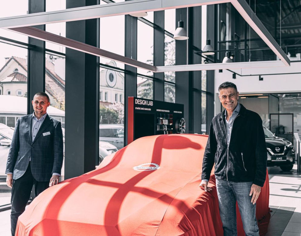 Krzysztof Hołowczyc i nowy Nissan GT-R Nismo