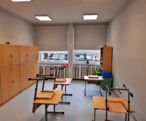Obiekt po dawnym gimnazjum zmodernizowano i przebudowano. Teraz służy uczniom Publicznej Szkoły Podstawowej Specjalnej nr 52