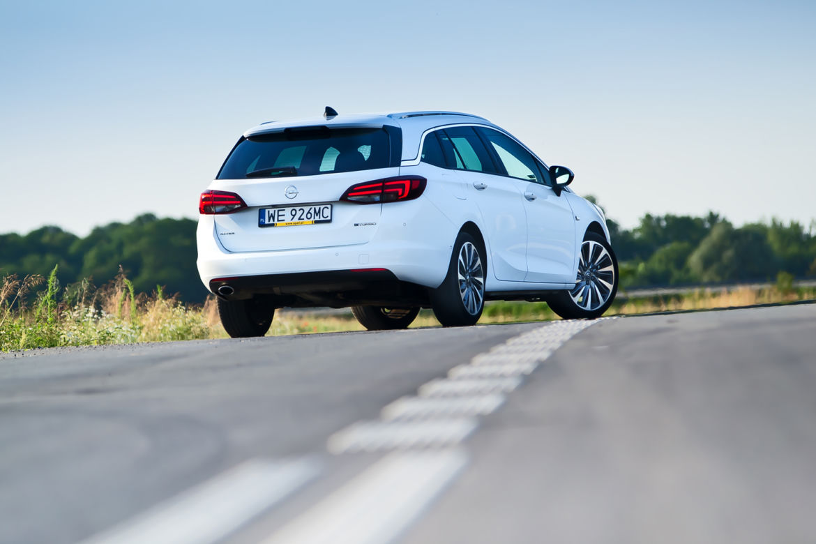 Opel Astra Sports Tourer 1.6 CDTi BiTurbo Elite