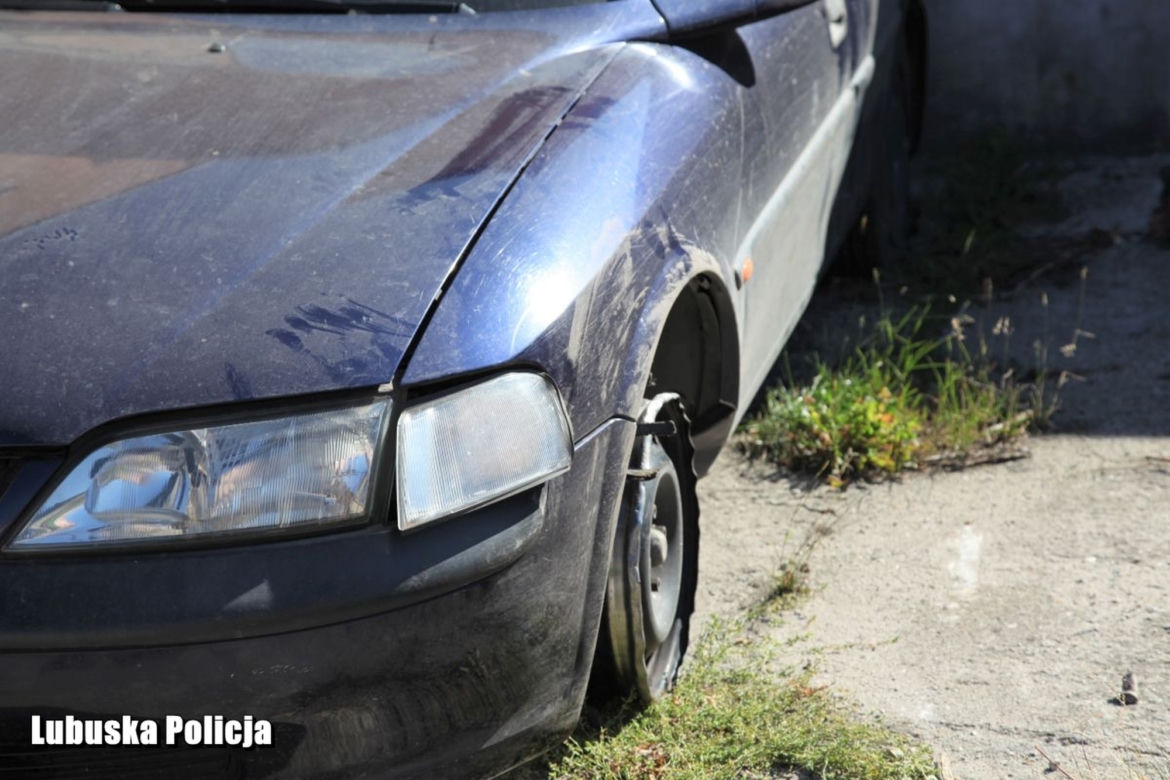 Pijany kierowca chciał rozjechać policjantów, padły strzały
