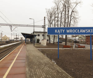 Zabytkowe dworce pod Wrocławiem otwarte dla podróżnych