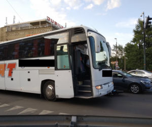 Autobus potrącił motocyklistę