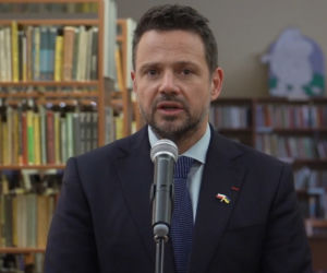 Warszawa uruchamia miejsce do zdalnej nauki w Pałacu Młodzieży. Skorzystają z niego mali uchodźcy