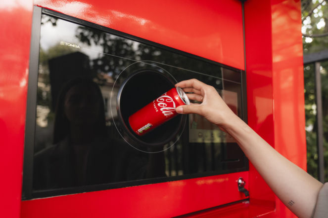 Coca-Cola HBC Polska i Kraje Bałtyckie podsumowuje postępy w obszarze zrównoważonego rozwoju w 2025 roku i przedstawia priorytety na kolejne lata