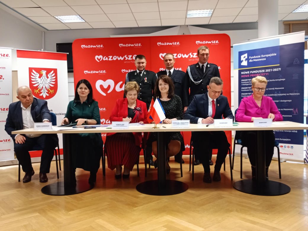Dzięki wsparciu z Unii Europejskiej, w całym subregionie siedleckim za 48 mln zł zakupione zostaną 32 nowe wozy strażackie
