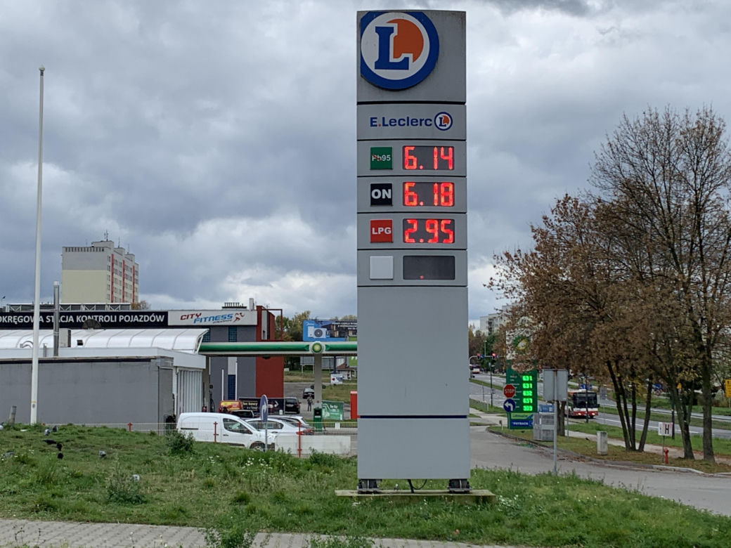 Stacja Leclerc w Sosnowcu przy ul. Braci Mieroszewskich