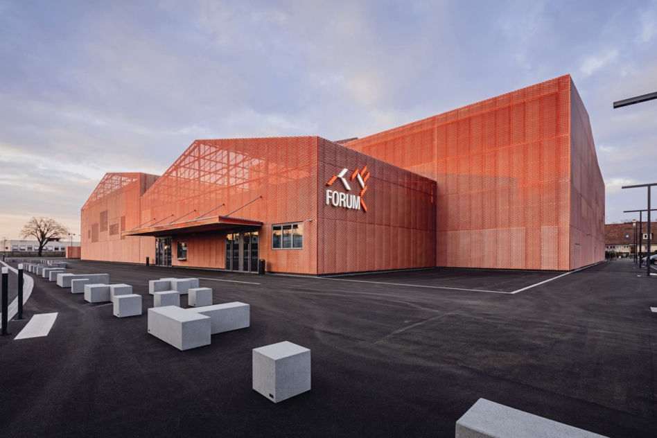 Centrum sportowo-widowiskowe Le Forum