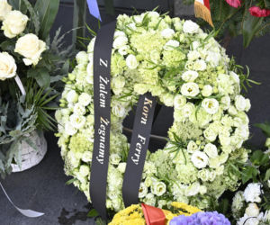 Poruszające napisy na wieńcach dla Andrzeja Morozowskiego. Te słowa chwytają za serce
