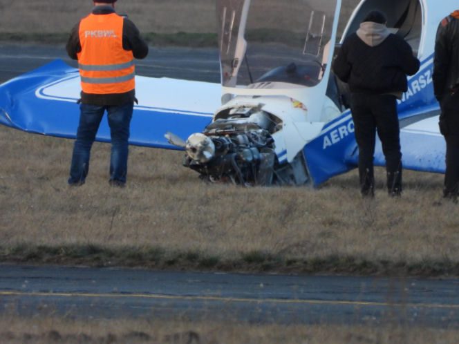 Samolot zarył w ziemię! Niebezpieczny incydent na warszawskim lotnisku