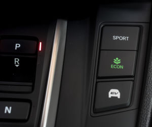 Honda CR-V 2.0 i-MMD Hybrid 184 KM e-CVT 4WD Executive