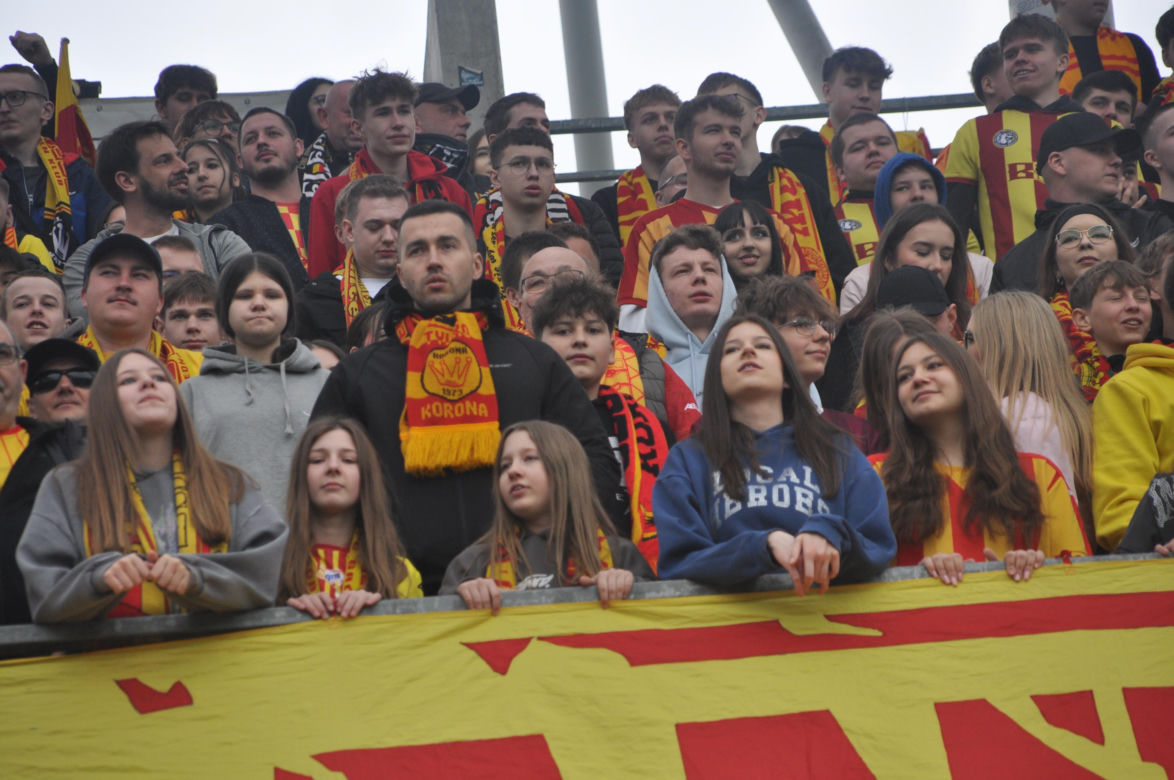 Tak dopingowali kibice na meczu Korona Kielce - Radomiak Radom