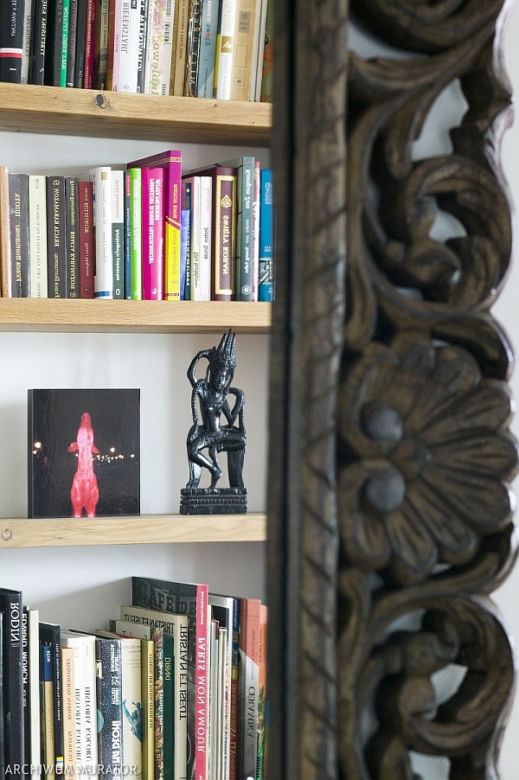 Salon: domowa biblioteczka. Wybieramy regał i półki na książki
