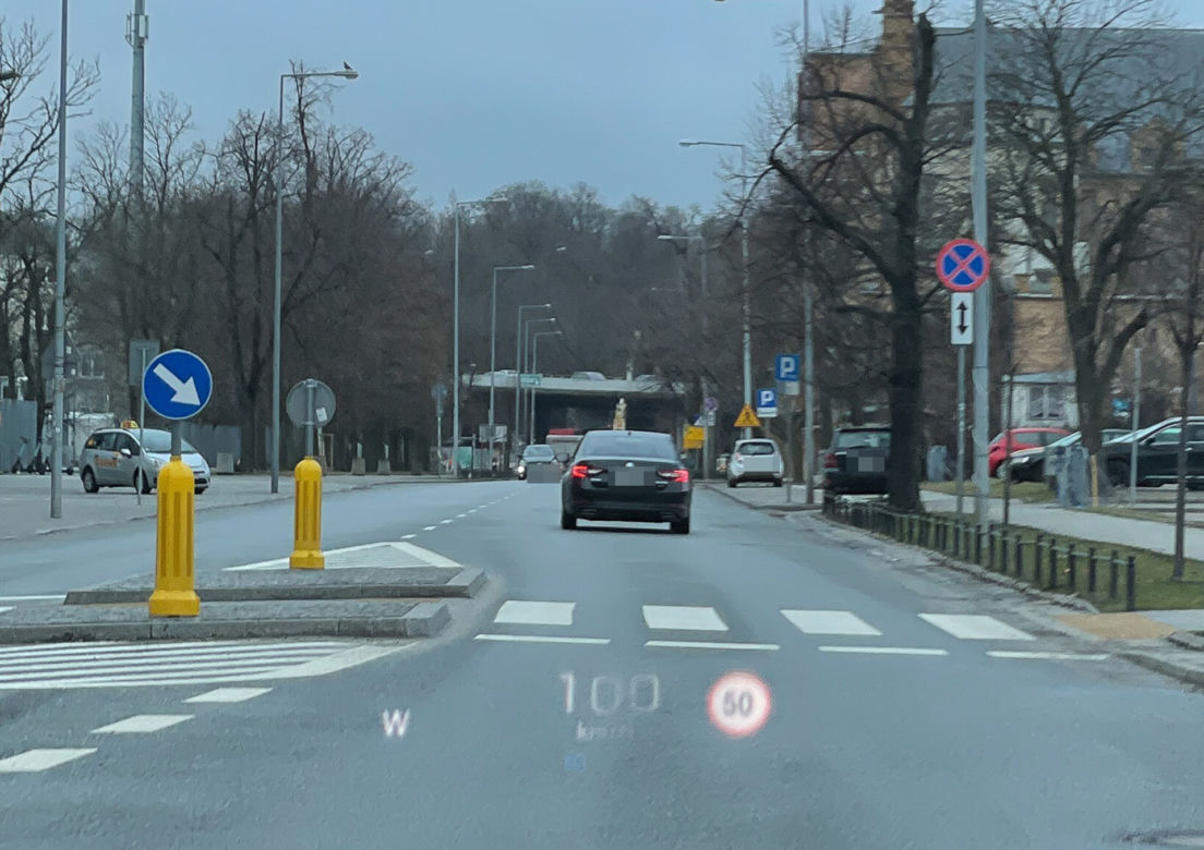 Szalony rajd limuzyny Macierewicza
