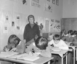 Zobacz, jak kiedyś wyglądały lekcje! (rok 1978)