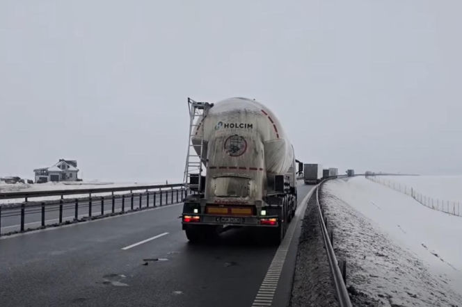 Ciężarówka na DK 15 i obwodnicy Nowego Miasta Lubawskiego