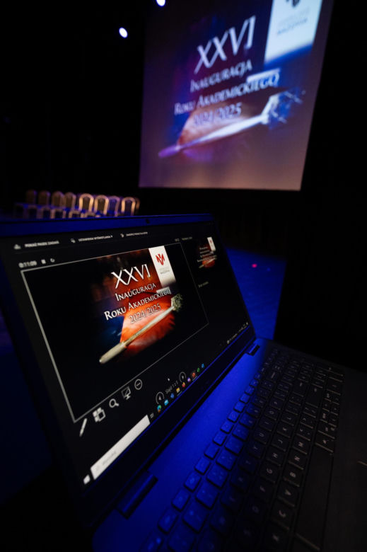 Podczas uroczystej ceremonii inauguracji nowego roku akademickiego 2024/2025 odbyła się tradycyjna immatrykulacja studentów i studentek pierwszego roku.