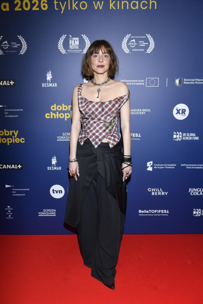 Bezrobotny Piróg, kolorowa Sadowska i amerykański Zawierucha na premierze filmu