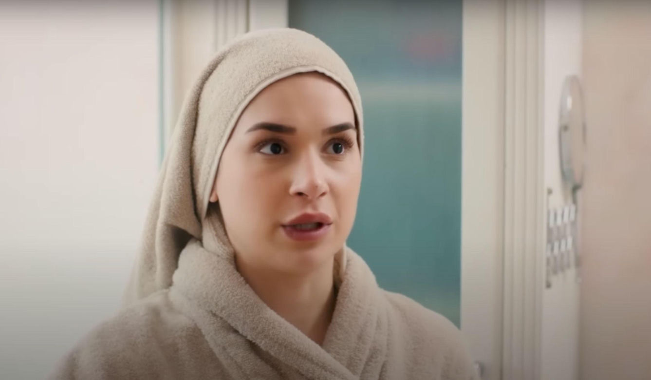 Porywacz Ragip znów zasadzi się na Zeynep. Czy Melis ostrzeże rywalkę?
