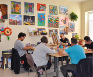 Dla wielu z nich to drugi dom.  Samorząd powiatu nowosądeckiego  podzielił pieniądze dla WTZ-ów 