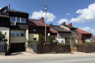 Działy. Domy z lat 80. Limanowa