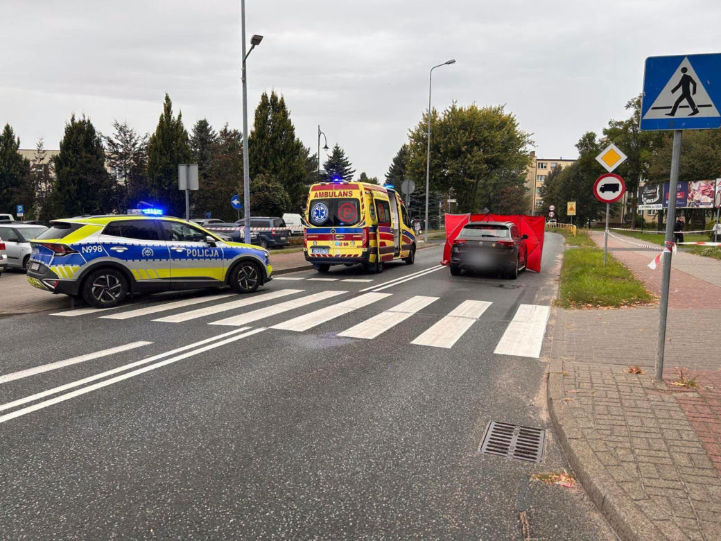 Tragiczny wypadek na przejściu dla pieszych! 57-latka zmarła mimo reanimacji