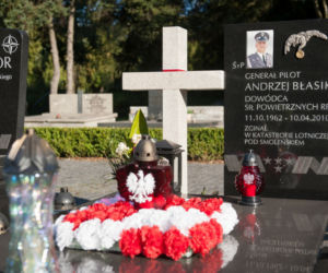 grób - gen. broni pil. Andrzej Błasik – dowódca Sił Powietrznych RP