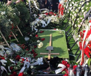 Poseł Łukasz Litewka spoczął w honorowym miejscu