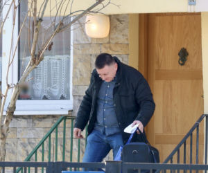 Kaczyńskiemu przywieziono obiad i zakupy