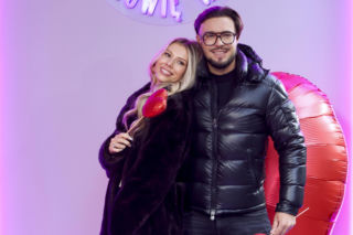 Piękna, przyszła synowa Steczkowskiej powiększyła piersi. Leon zachwycony!