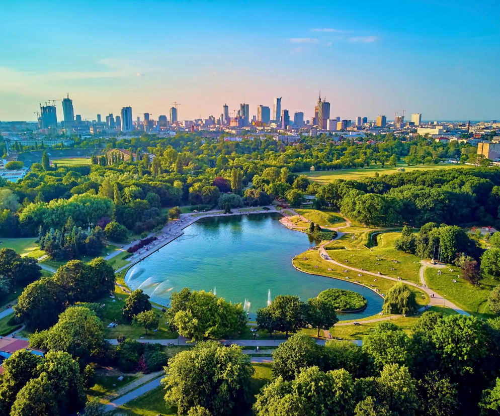 Warszawa miała lotnisko w samym centrum miasta. Dzisiaj jest tam wielki park!