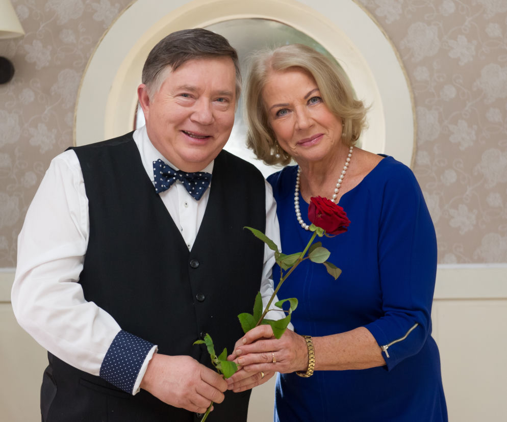 Na Wspólnej odcinek 2500, Włodek (Mieczysław Hryniewicz), Marysia (Bożena Dykiel)