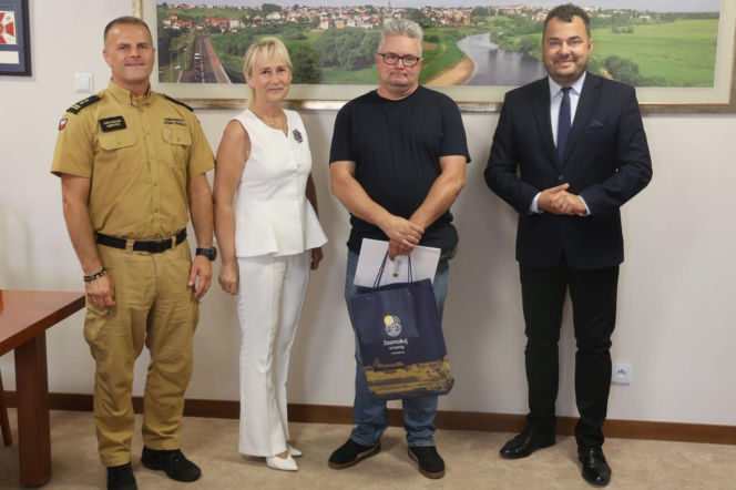 Bohaterowie z Łomży ocalili 4-latkę. "Byliśmy po prostu w odpowiednim miejscu"