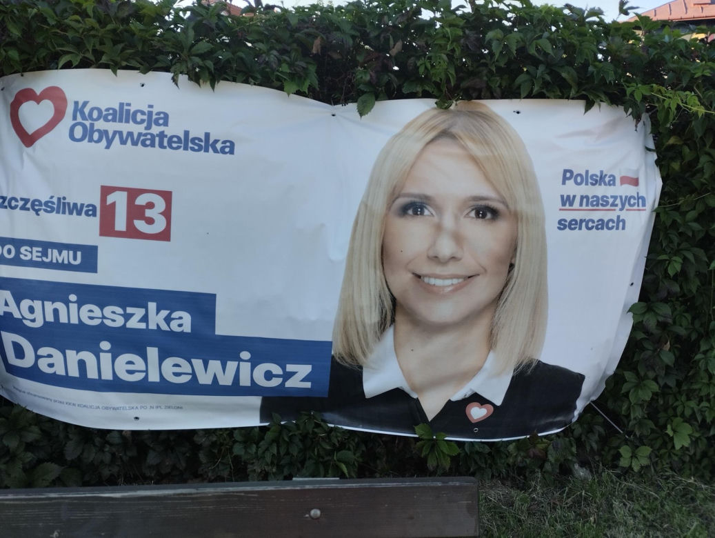 Plakaty wyborcze w Tarnowie
