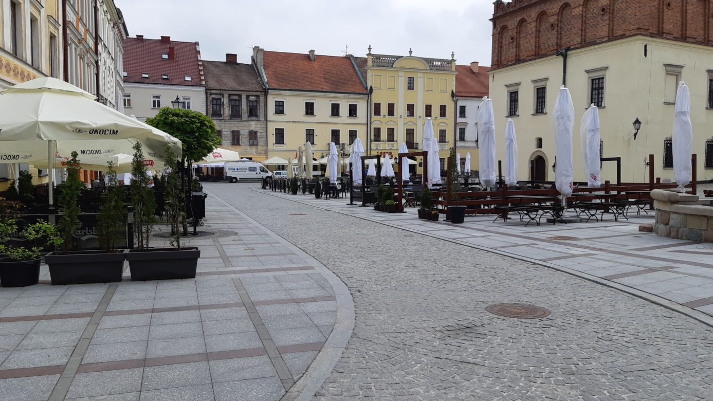 Ogródki kawiarniane na tarnowskim Rynku otwarte!