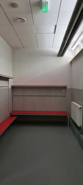 Remont na stadionie lekkoatletycznym. Nowe łazienki i szatnie [ZDJĘCIA]