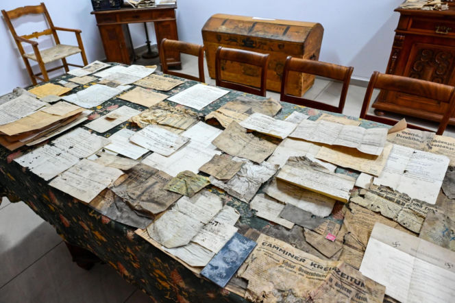 Dokumenty przeleżały na strychu prawie 100 lat