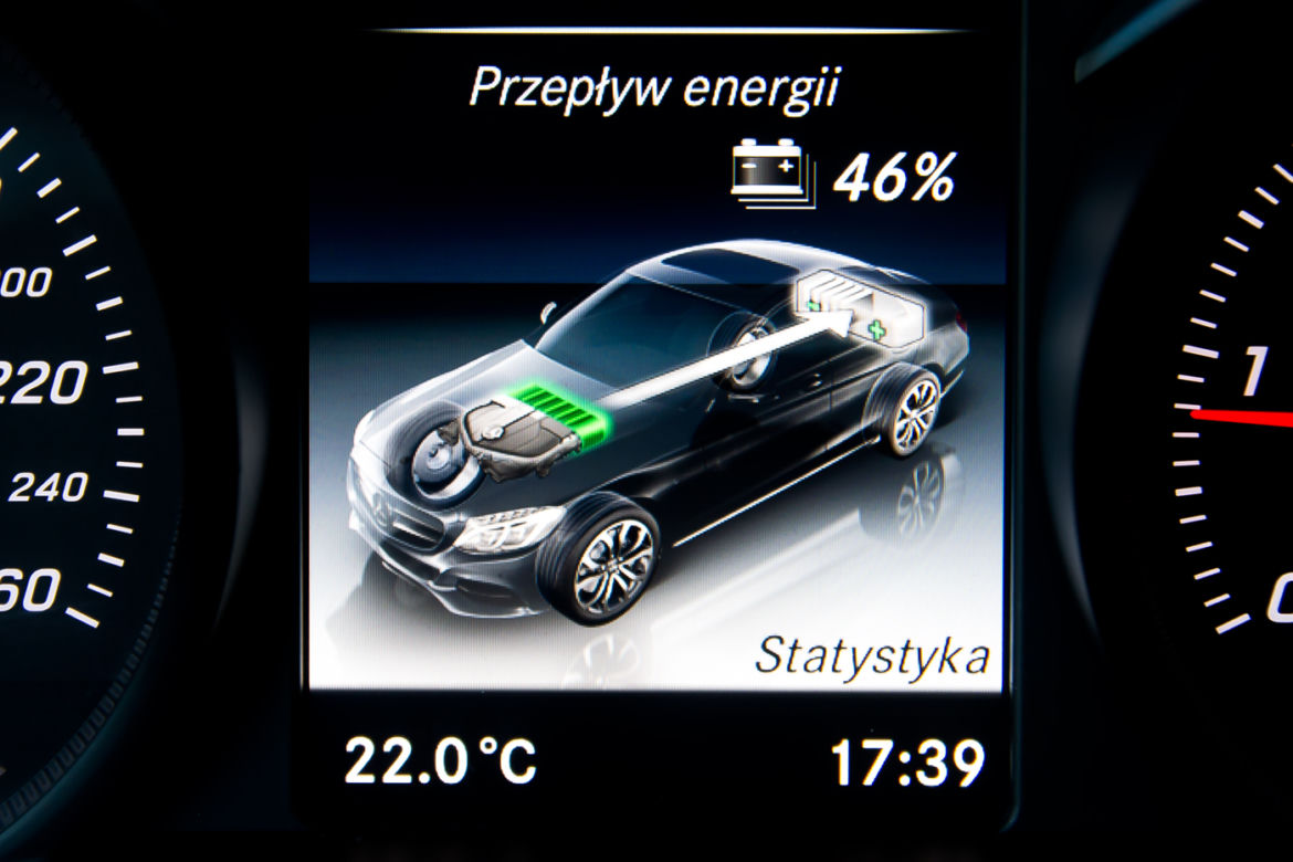Mercedes-Benz C300 BlueTEC Hybrid