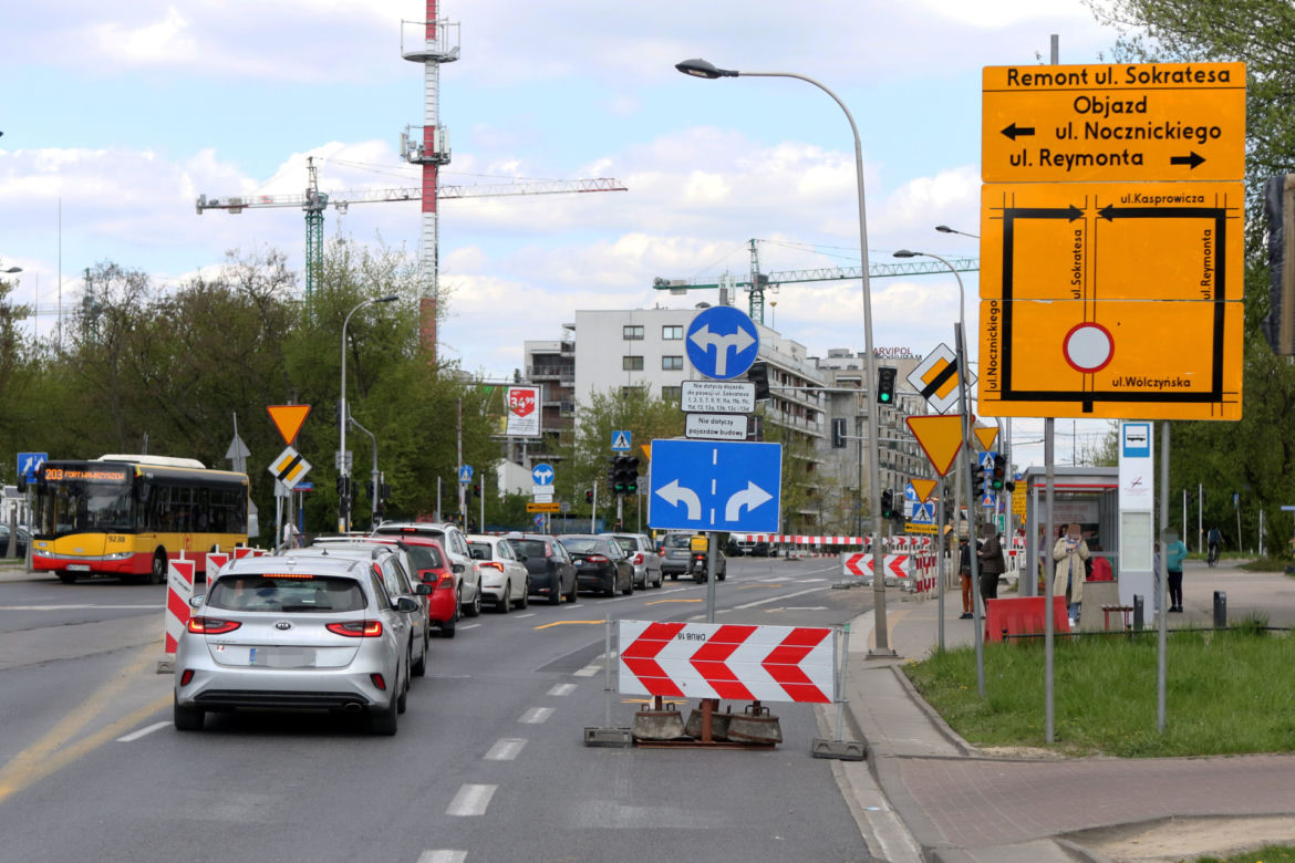 Koniec prac na Sokratesa. Drogowcy otwierają zwężoną ulicę 