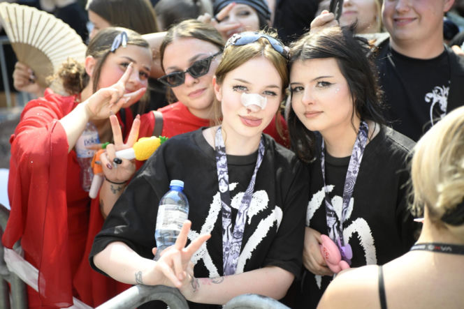 Drugi koncert The Weeknd w Warszawie. Najwierniejsi fani nie przestraszyli się morderczego upału. Znajdź się na zdjęciach