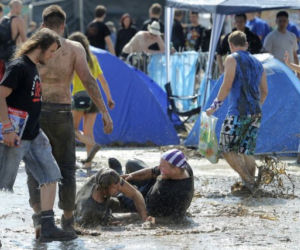 PRZYSTANEK WOODSTOCK 2012: Jak BAWILI SIĘ uczestnicy festiwalu - DUŻO ZDJĘĆ