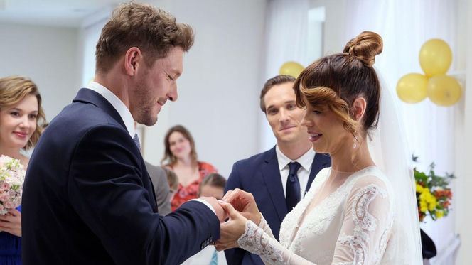 M jak miłość odc. 1890. Kama (Michalina Sosna), Marcin (Mikołaj Roznerski)