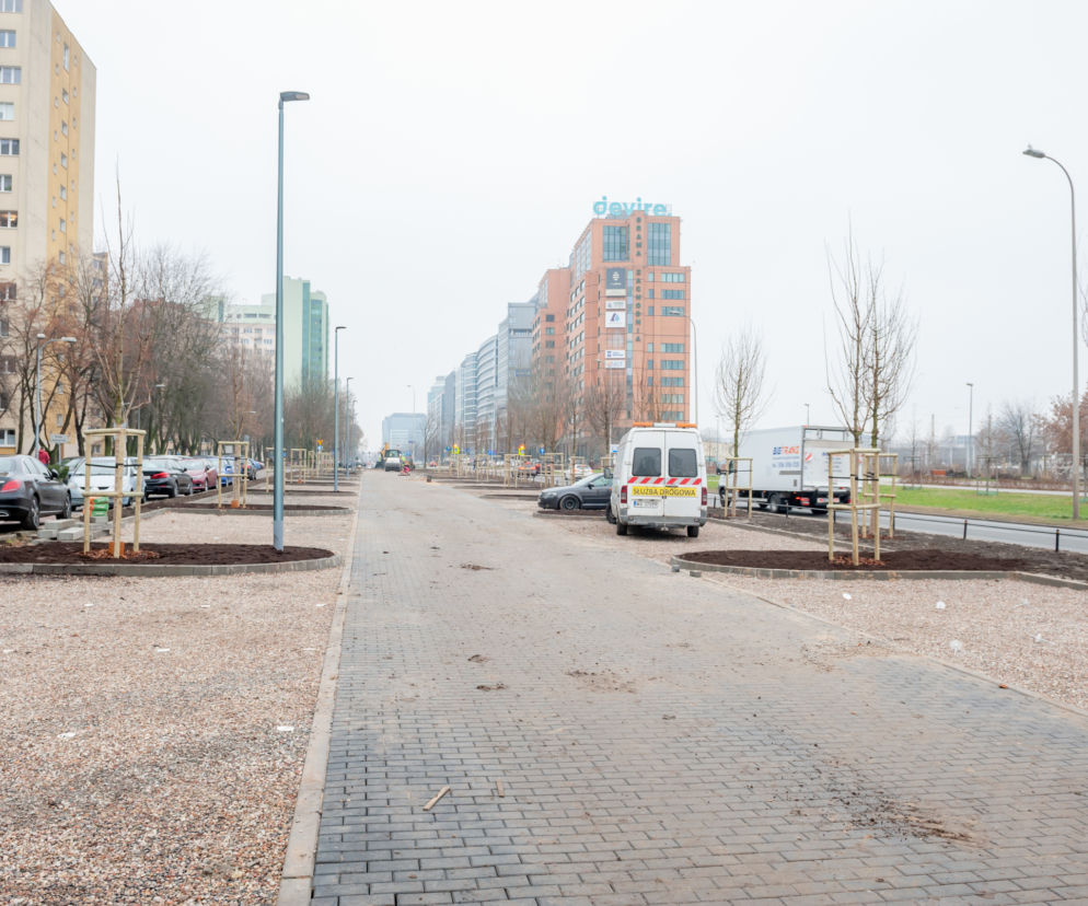 Parking, na którym nikt nie chce parkować! Kierowcy wolą stawać na ulicy