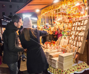 Kraków w świątecznym wydaniu: Miasto w tej odsłonie prezentuje się wyjątkowo! [GALERIA ZDJĘĆ]