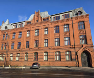 To miasto na Śląsku zachwyca perłami architektury. Zabytkowe osiedla robią wrażenie!